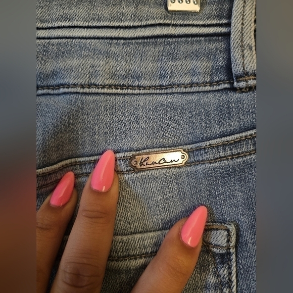 Kancan Light denim jeans with rips ,detailing, 2 buttons - Picture 4 of 6